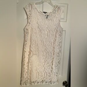 Sleeveless Lace Dress
